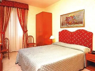 Otel Stromboli 3*