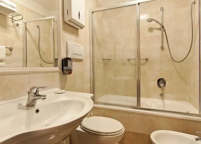 Otel Stromboli 3*