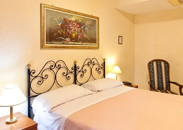 Hotel Stromboli Rome